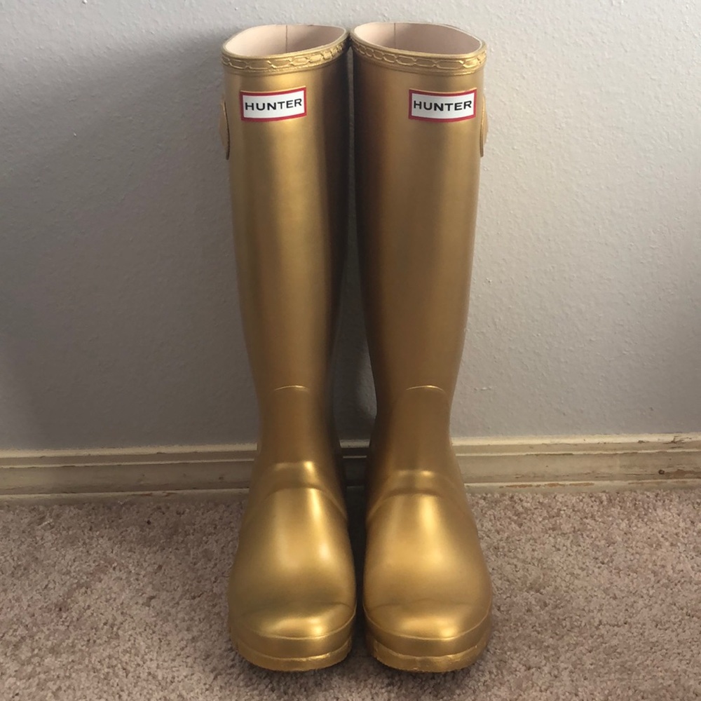 HUNTER BOOTS